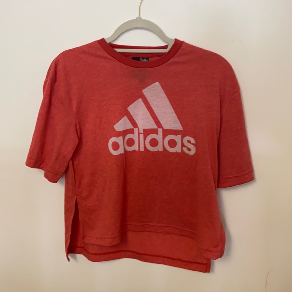 cute athletic tshirt from adidas!!